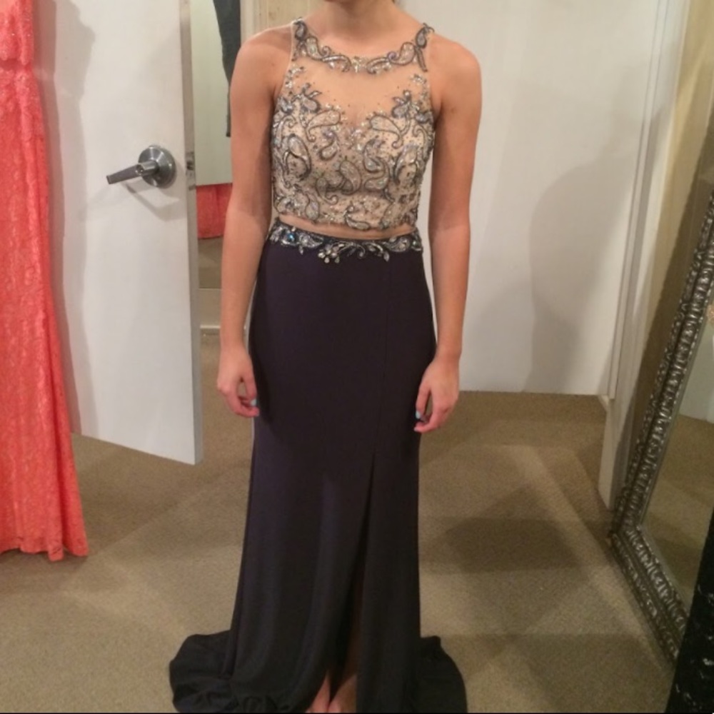 PROM SEASON:) Beaded/mesh top prom dress